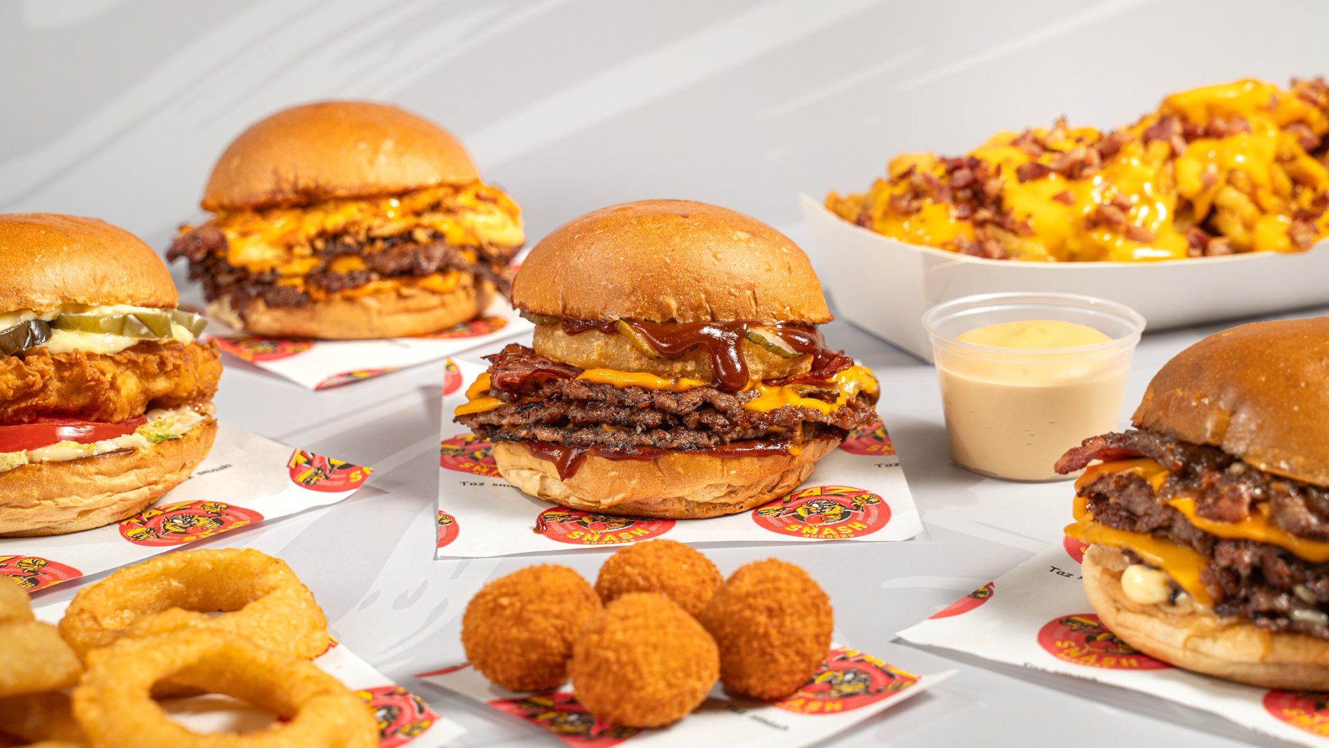 Taz smash burger Online Delivery | Δες εδώ όλο το μενού και παράγγειλε