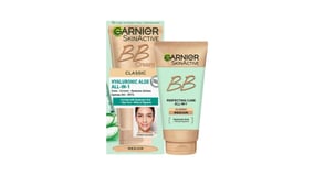 Garnier Skin Active BB Cream Classic Hyaluronic Aloe All-In-1 Ενυδατική Κρέμα για Κανονική Σκουρόχωμη Επιδερμίδα Medium 50ml