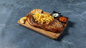Meat N Roses Online Delivery | Δες εδώ όλο το μενού και παράγγειλε