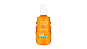 Garnier Ambre Solaire Sensitive Advanced Ενυδατικό Αντηλιακό Νερό SPF50 150ml